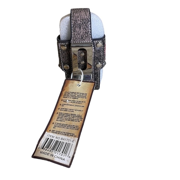 P&G Collection Western Style Case Leather  NWT Animal Print Red NWT - Picture 8 of 9